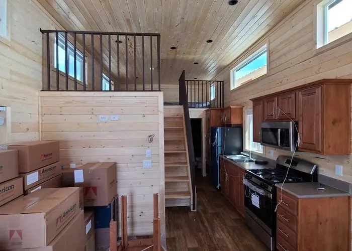 037 Tiny Home Nr Grand Canyon South Rim Sleeps 8