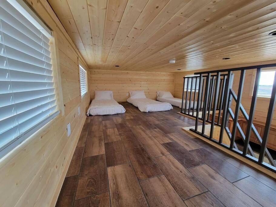 Holiday home 037 Tiny Nr Grand Canyon South Rim Sleeps 8 Valle