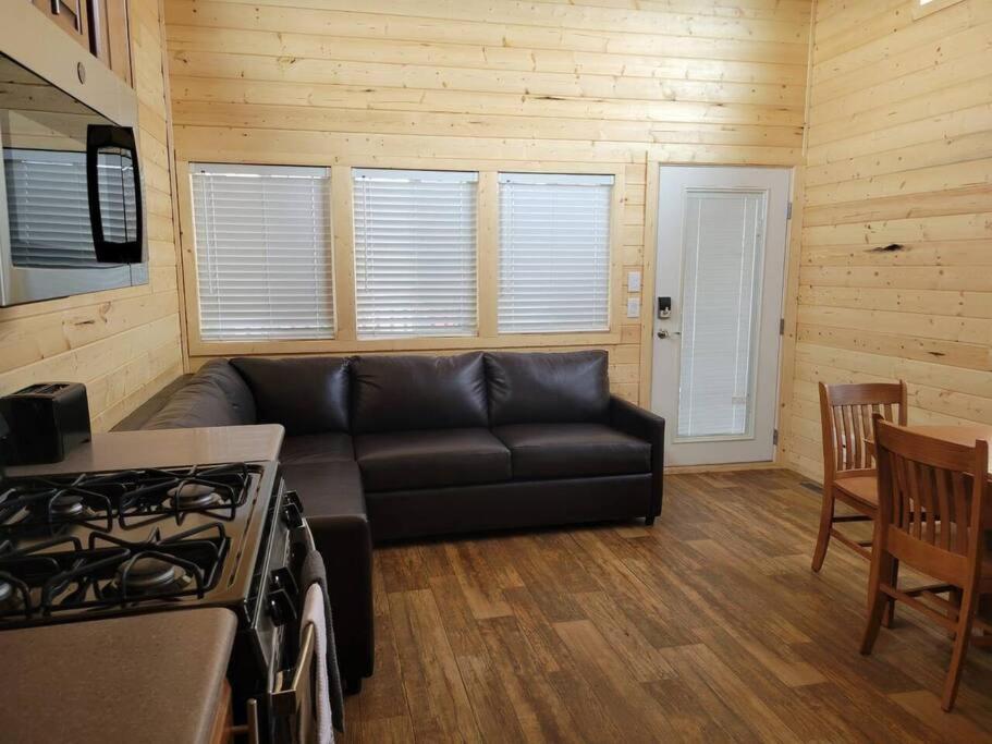 Holiday home 037 Tiny Nr Grand Canyon South Rim Sleeps 8